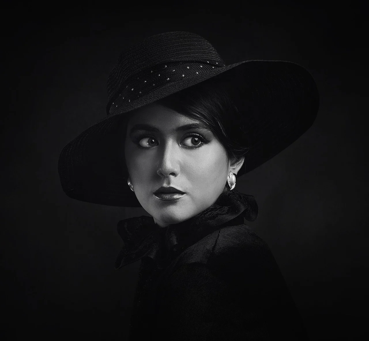 cati ani are marina almasan
