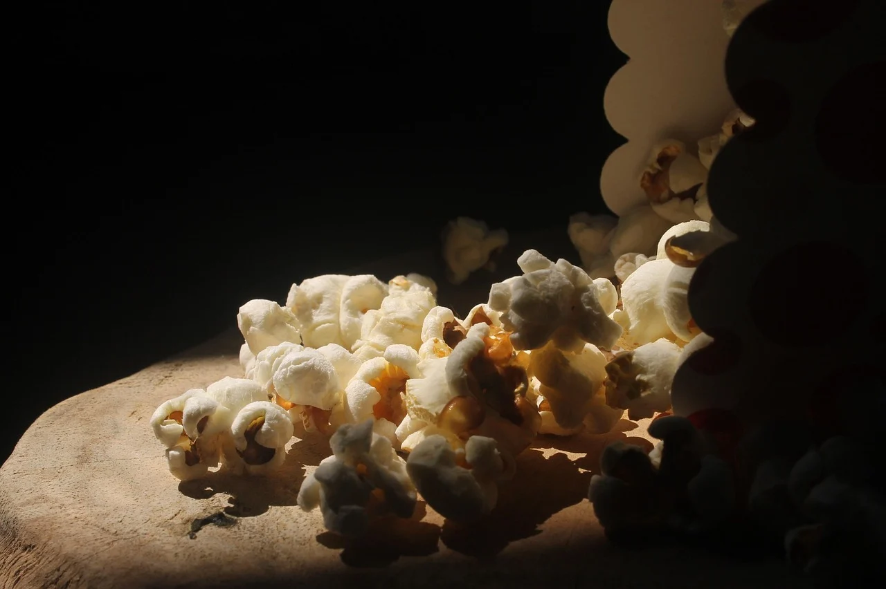distributia din alice in wonderland