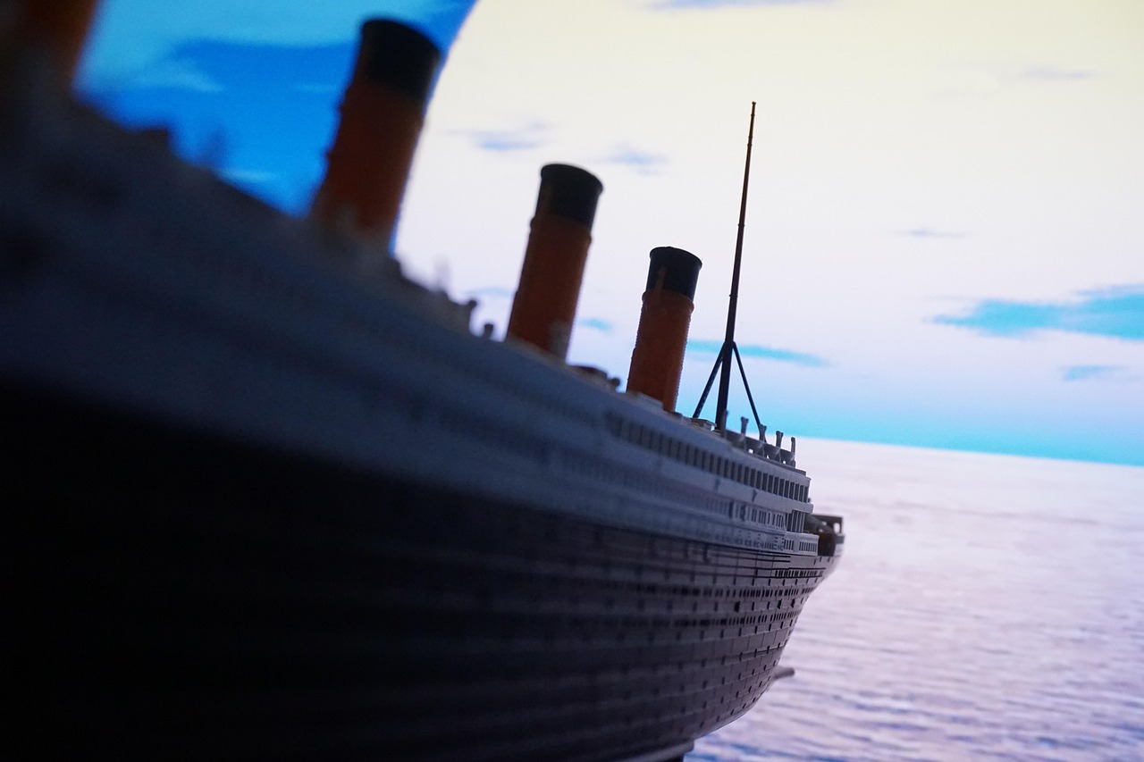 cati ani avea leonardo dicaprio in titanic