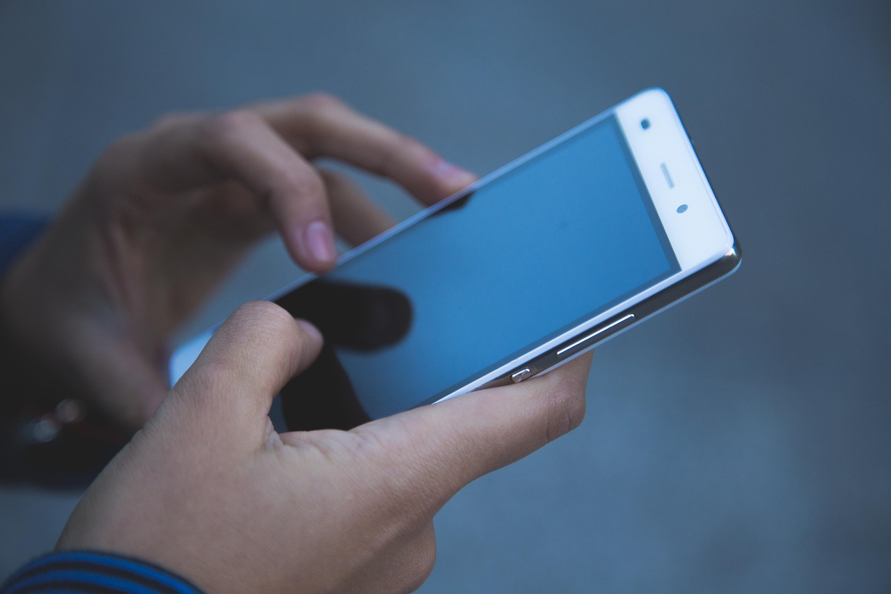 aplicatie urmarire telefon gratis